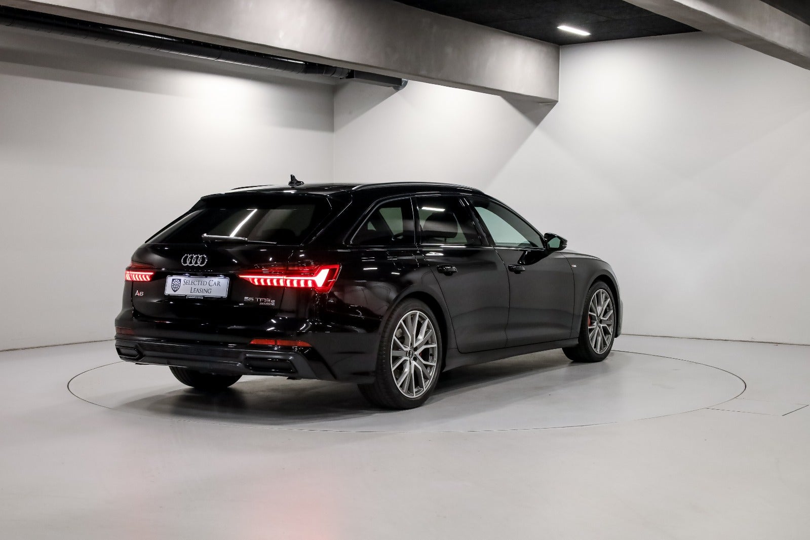Audi A6 55 TFSi e S-line Avant quattro S-tr.