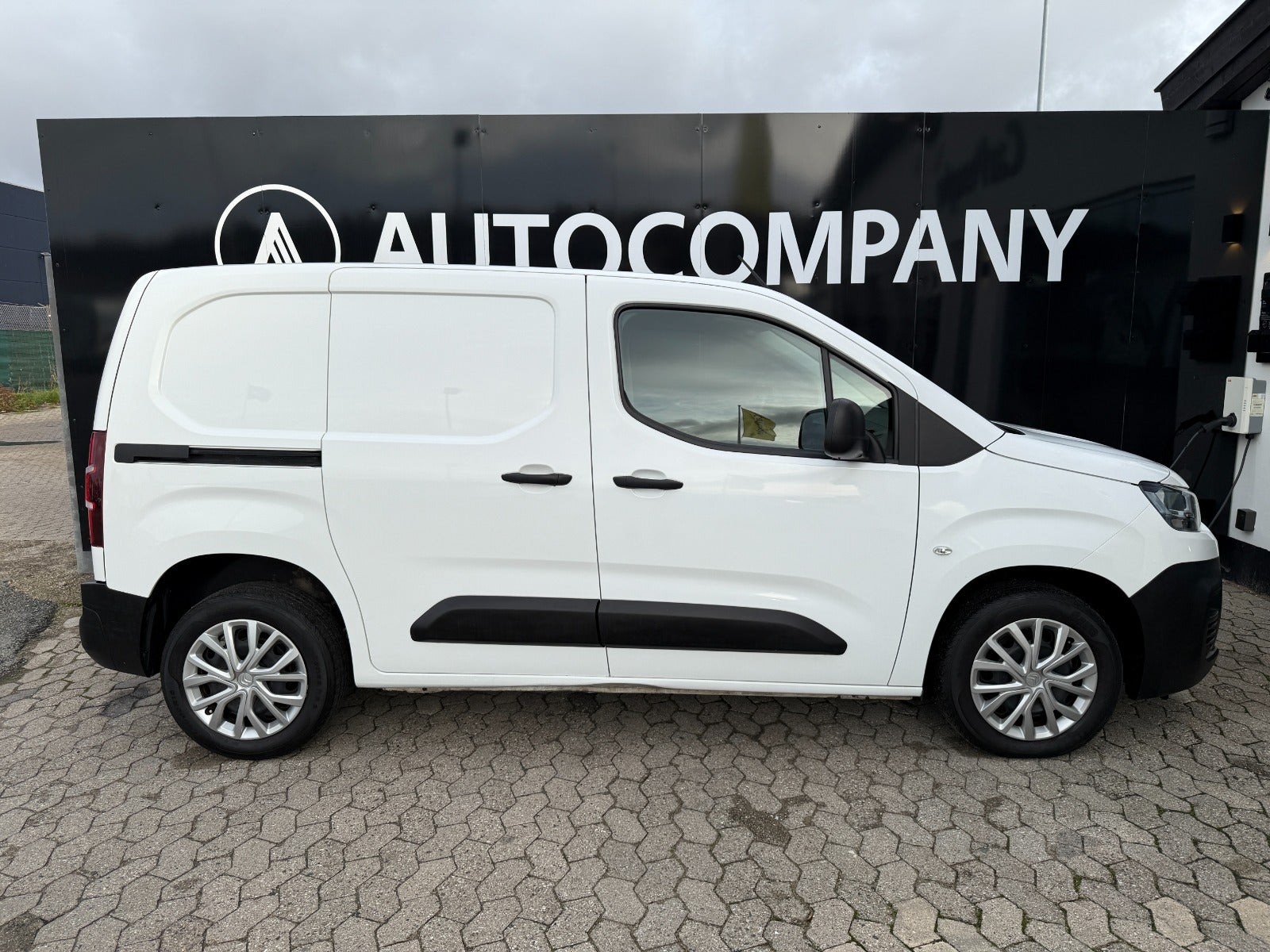 Citroën Berlingo BlueHDi 100 L1 ProffLine Van