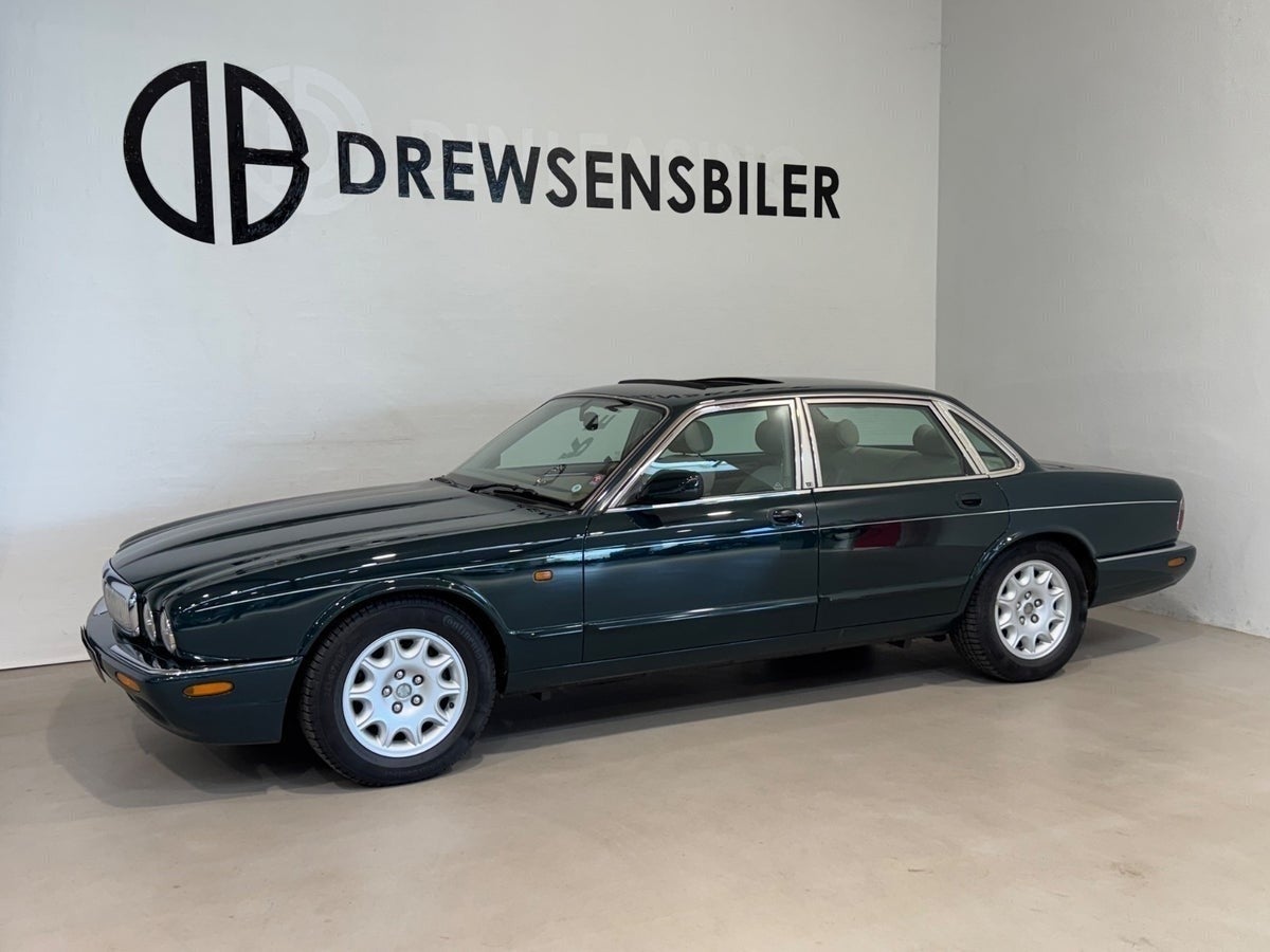 Jaguar XJ8 Sovereign aut. A