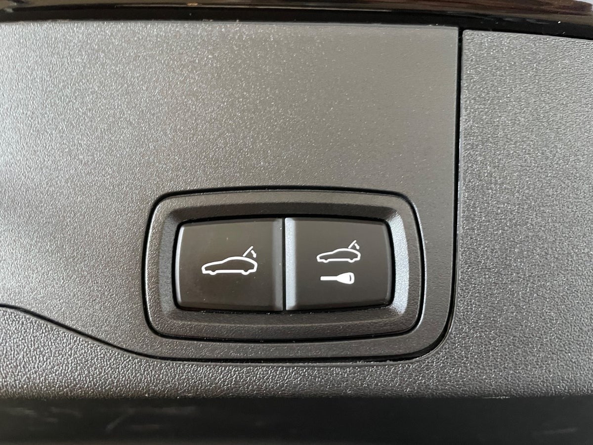 Porsche Taycan Turbo Performance+ Cross Turismo