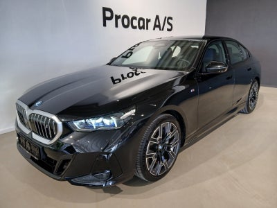 BMW i5  eDrive40 Fully Charged M-Sport 4d