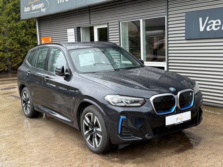 BMW iX3 Charged M-Sport