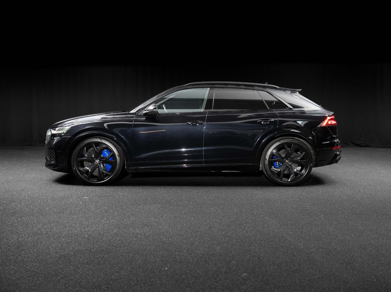 Gallery image 3 of 13