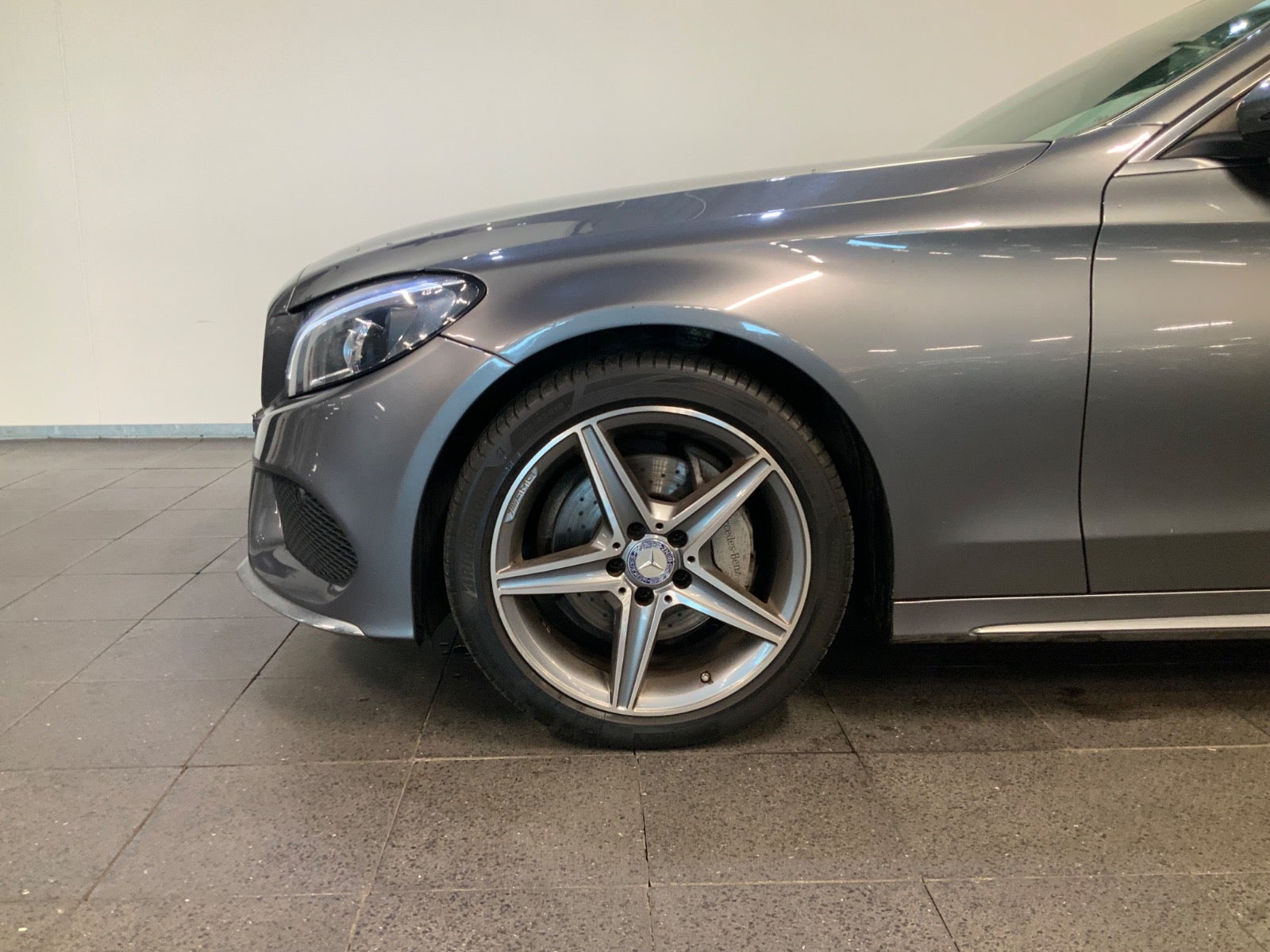Mercedes-Benz C 200