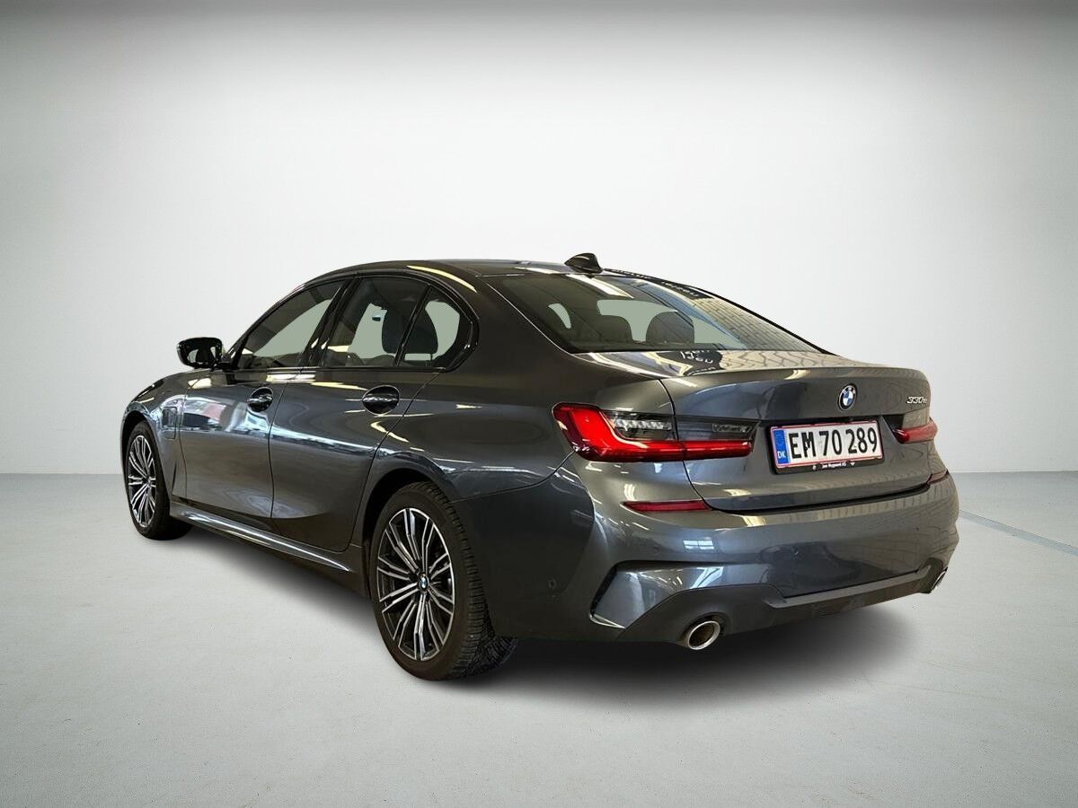 BMW 330e M-Sport aut. billede 2