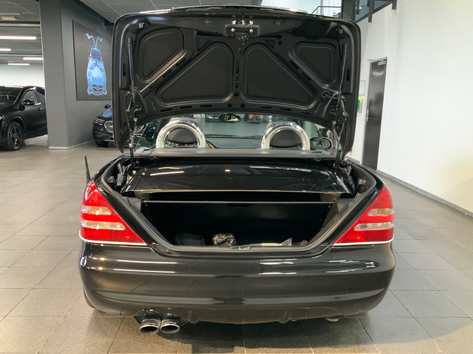 Mercedes-Benz SLK 230