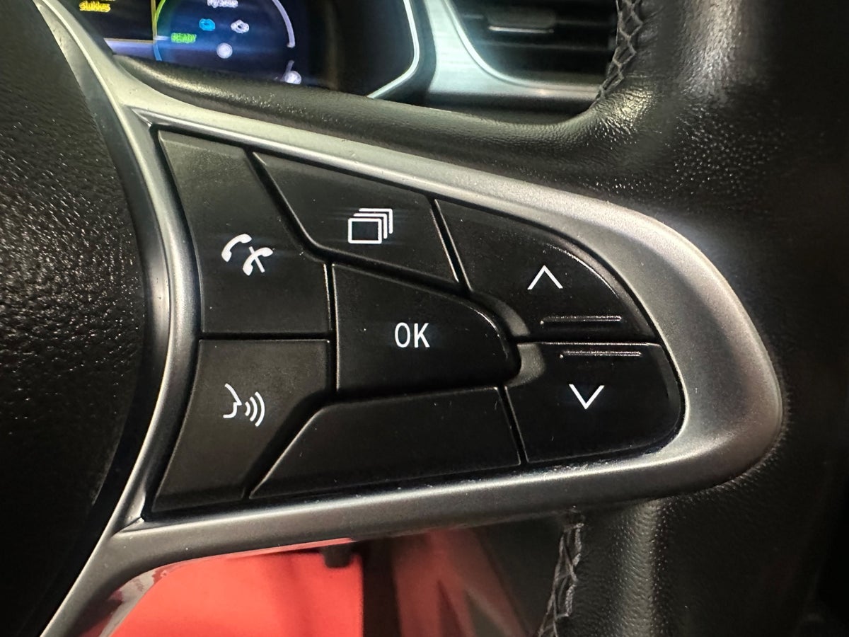 Renault Captur E-Tech Intens
