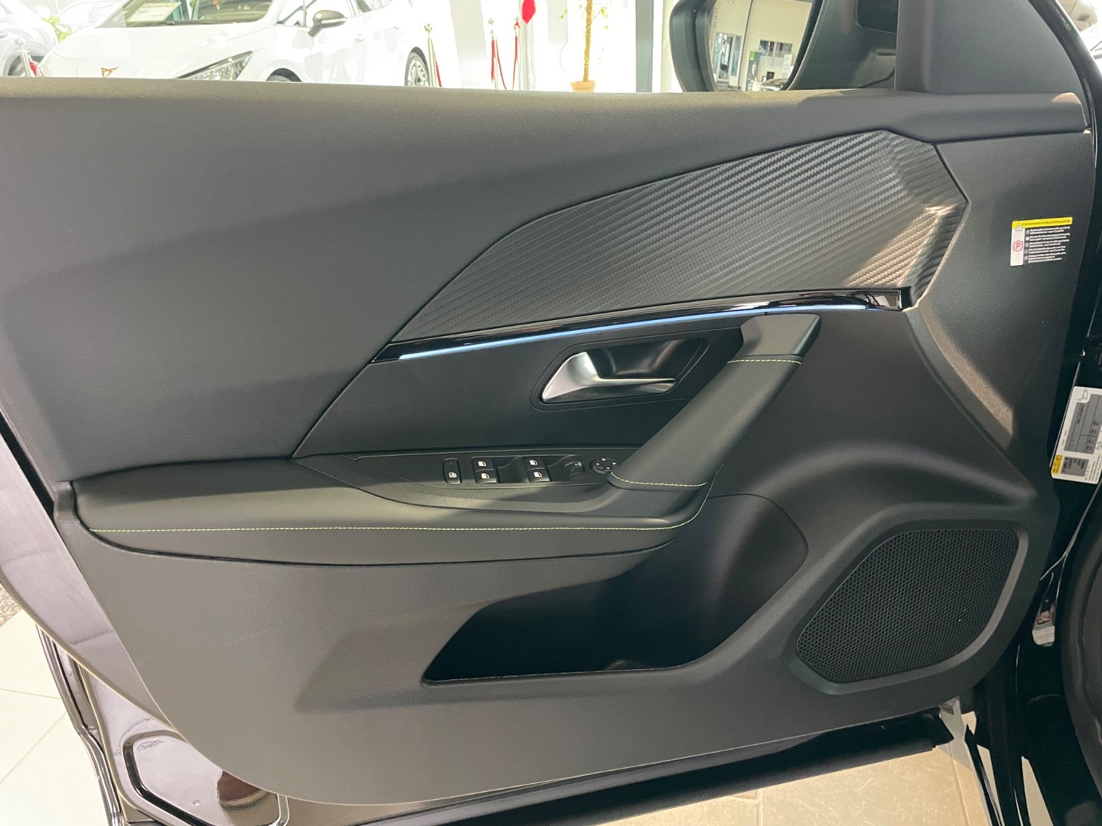 Billede af Peugeot e-2008 54 GT