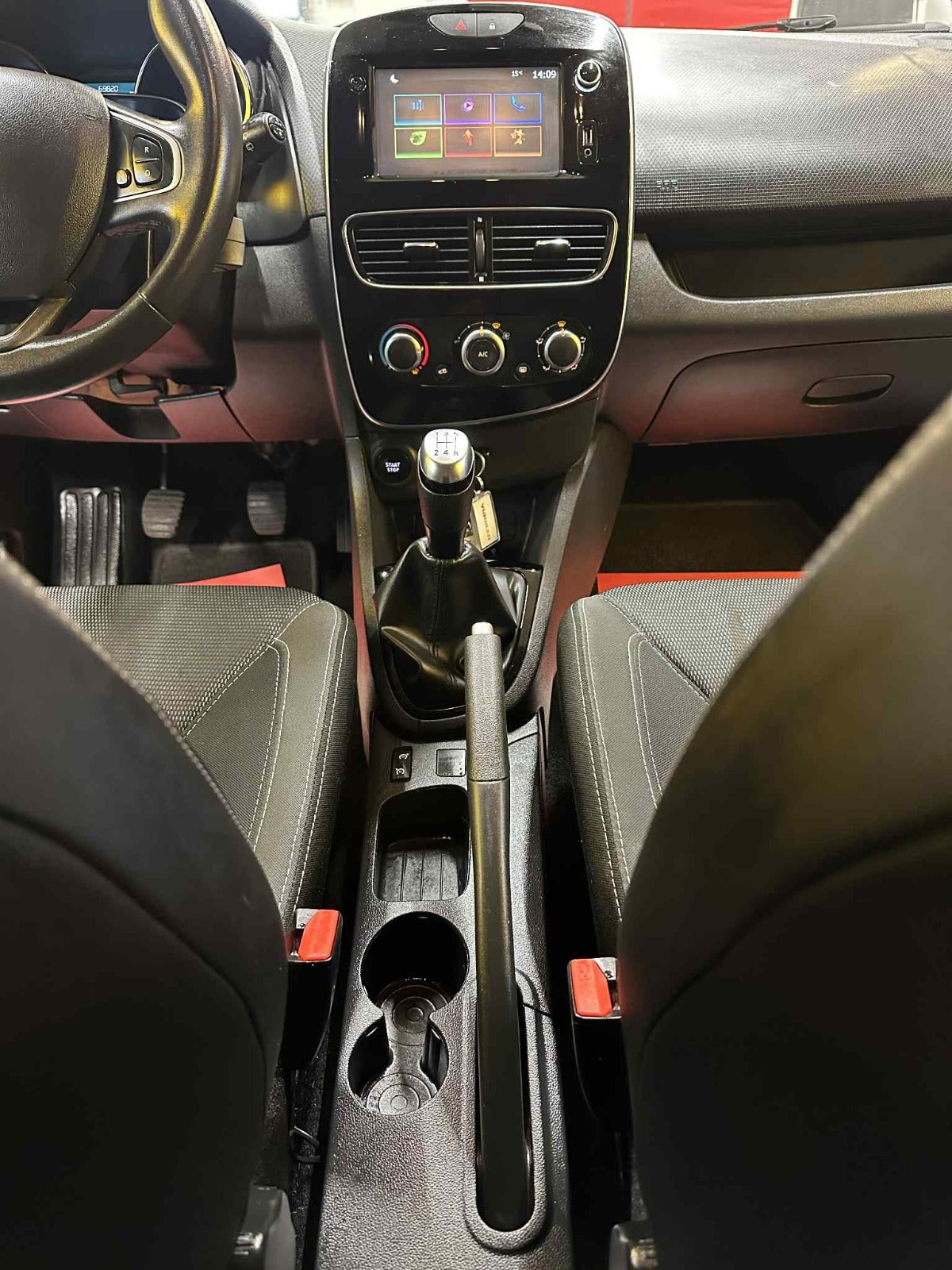 Billede af Renault Clio IV 0,9 TCe 90 GO! Sport Tourer