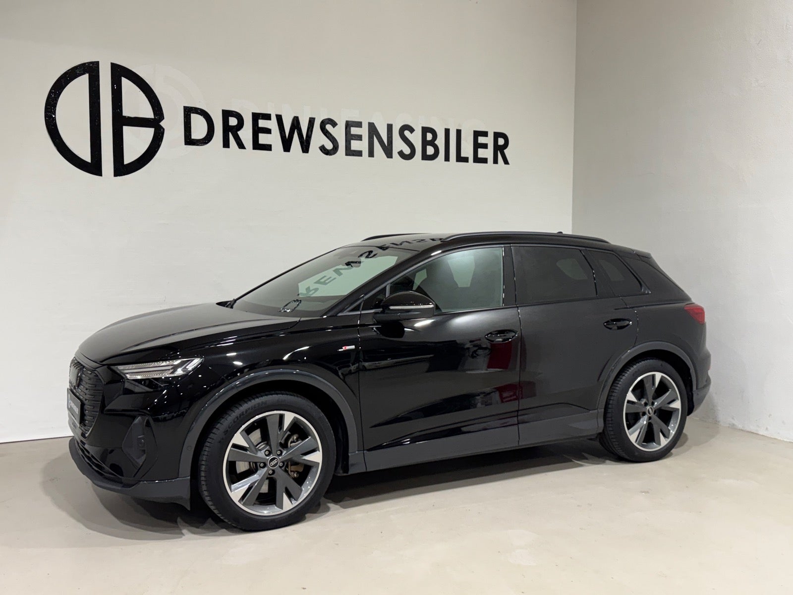 Audi Q4 e-tron Advanced S-line A