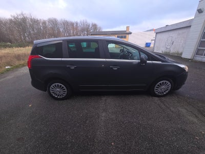 Peugeot 5008 1,6 HDi 109 Premium 7prs 5d