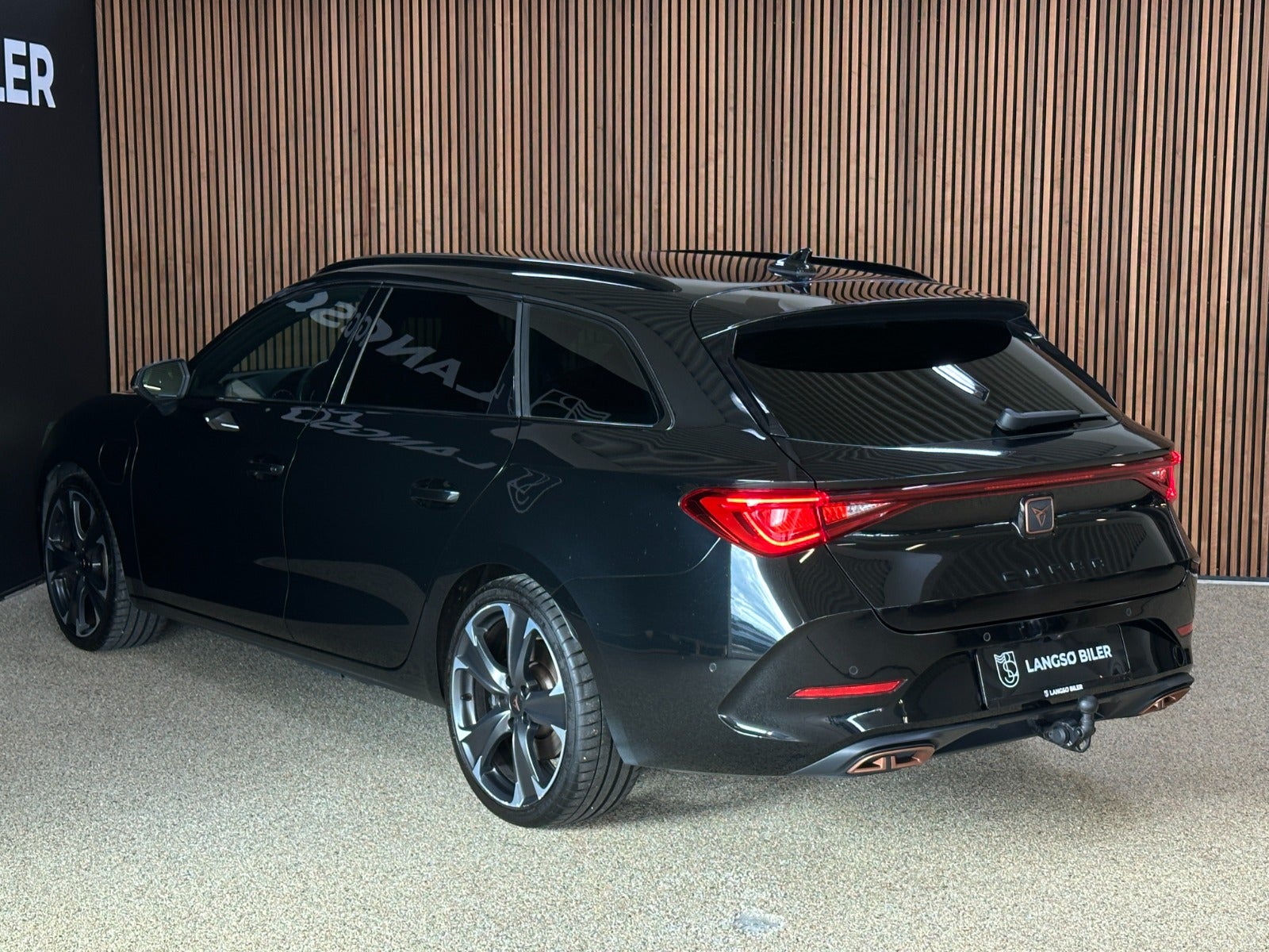 Billede af Cupra Leon 1,4 eHybrid Sportstourer DSG