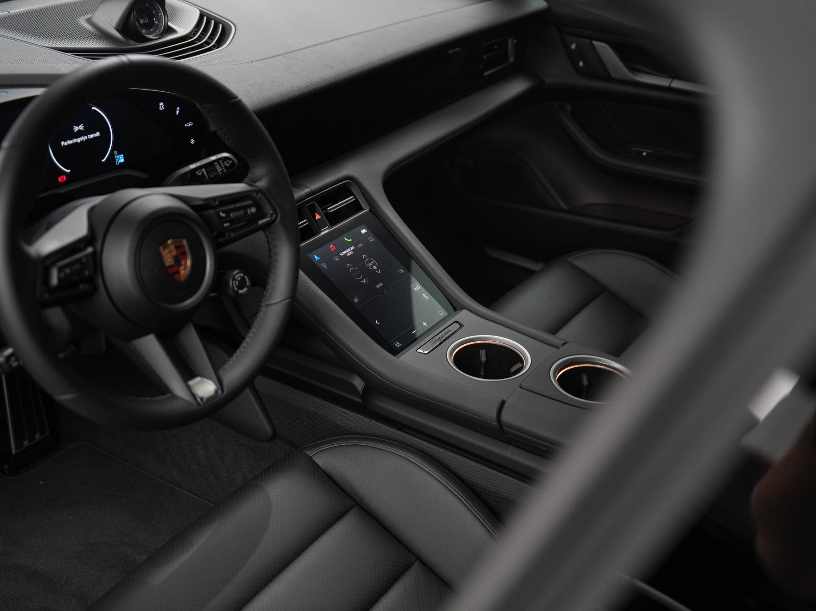 Gallery image 18 of 18