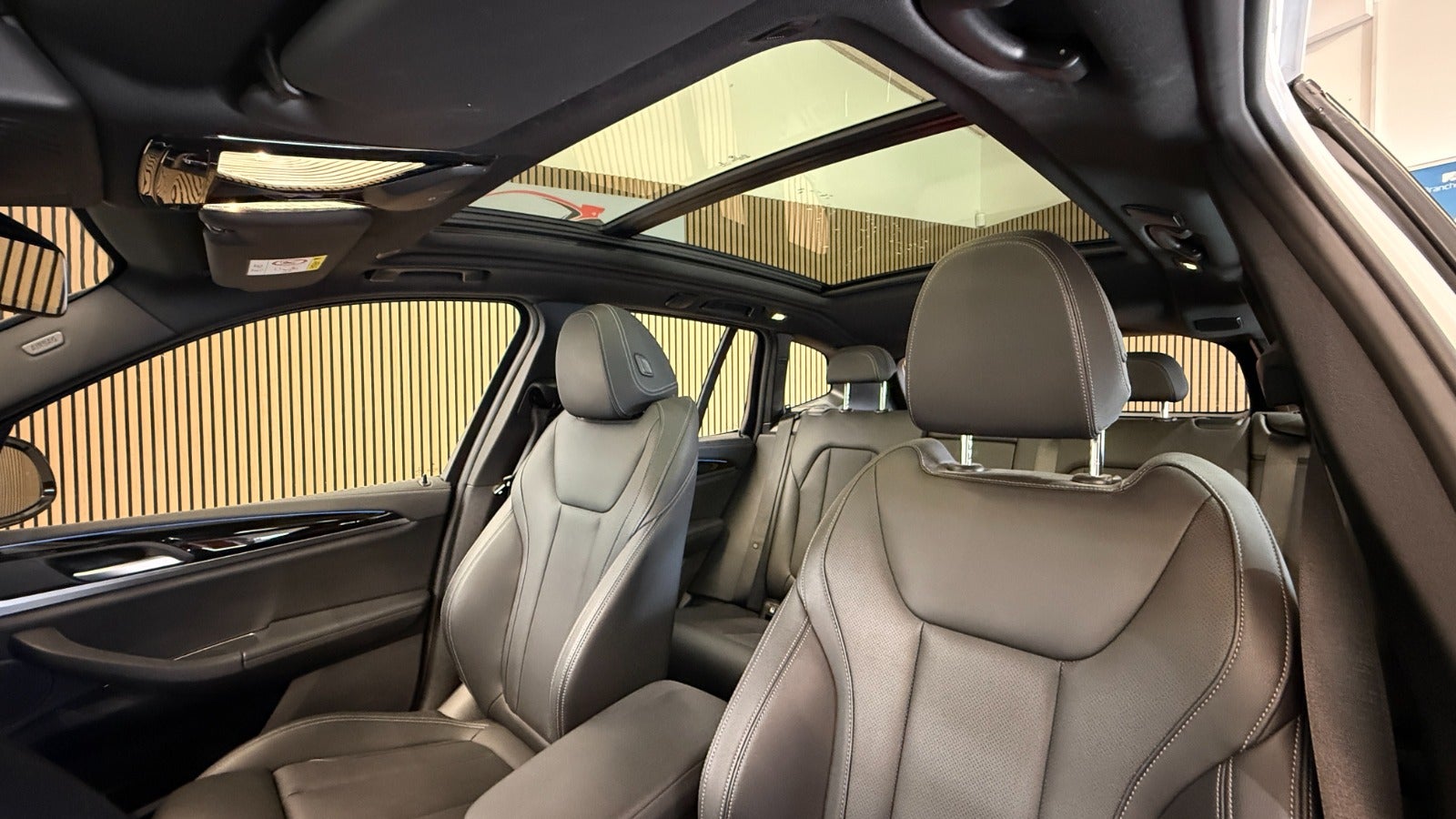 Billede af BMW iX3 Charged M-Sport
