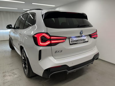 BMW iX3 Charged Plus M-Sport BMW iX3 Charged Plus M-Sport - 4