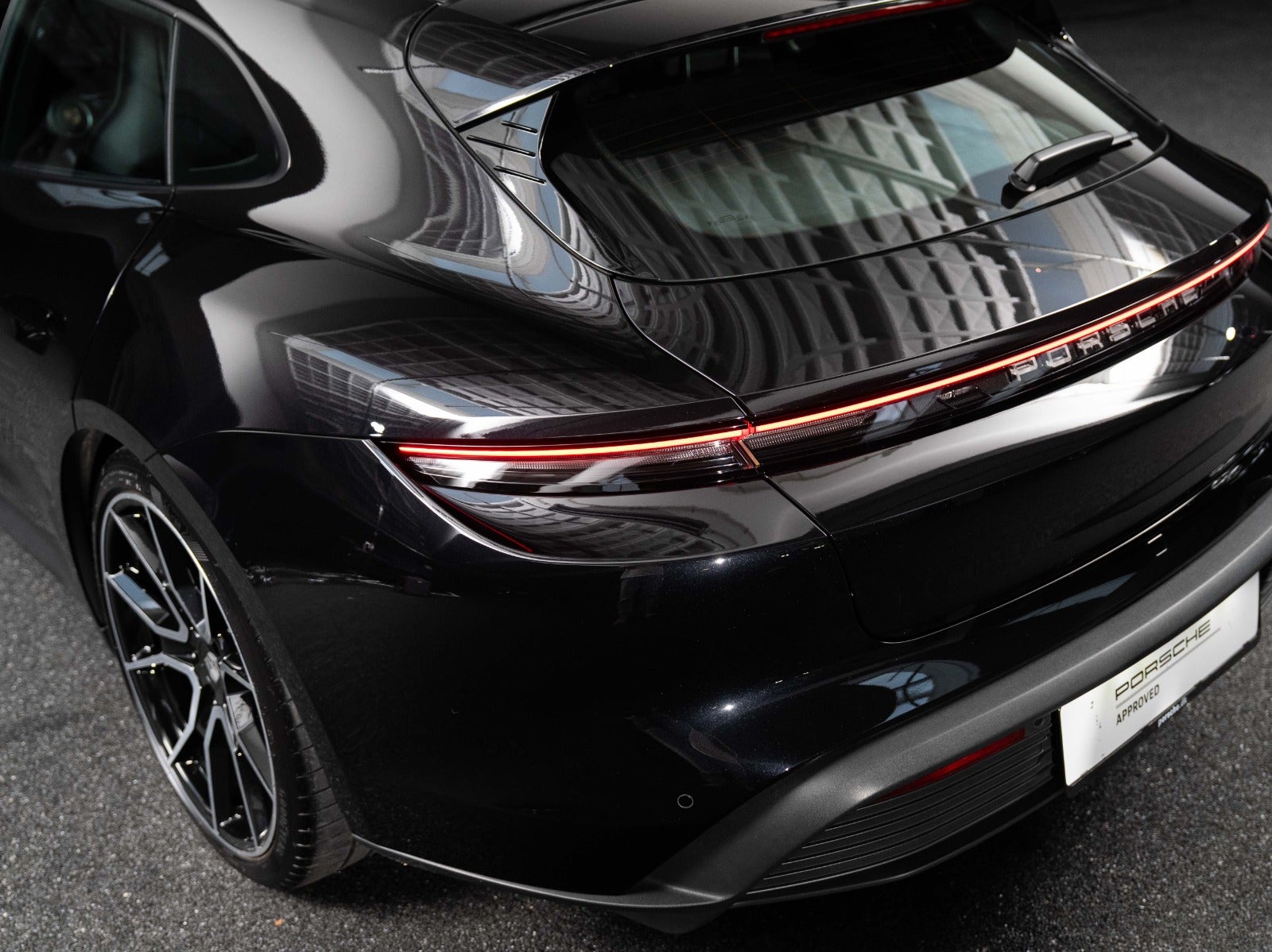 Gallery image 8 of 17