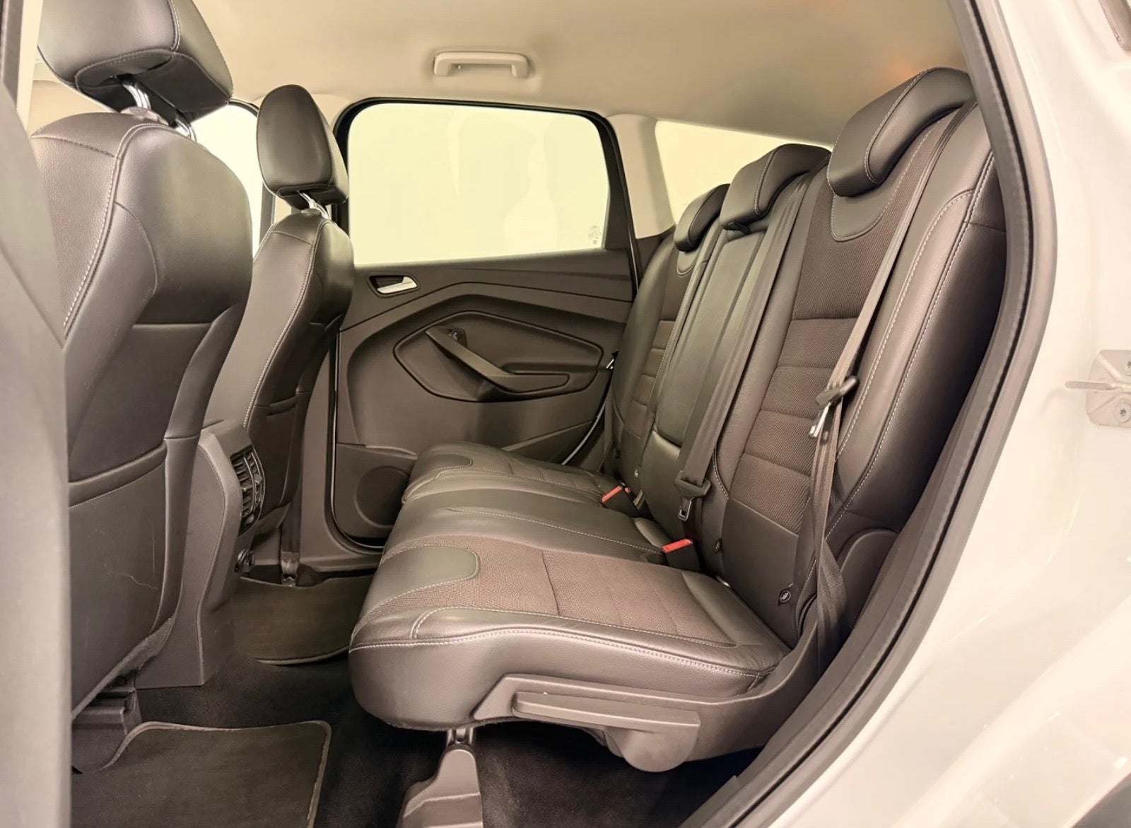 Billede af Ford Kuga 2,0 TDCi 140 Titanium