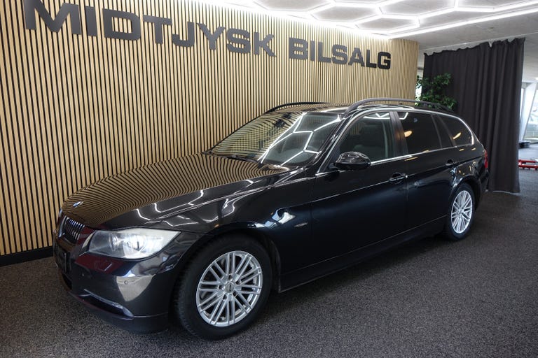 BMW 325i Touring aut.