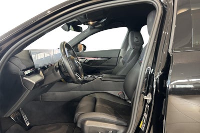 BMW i5 eDrive40 Touring M-Sport - 4