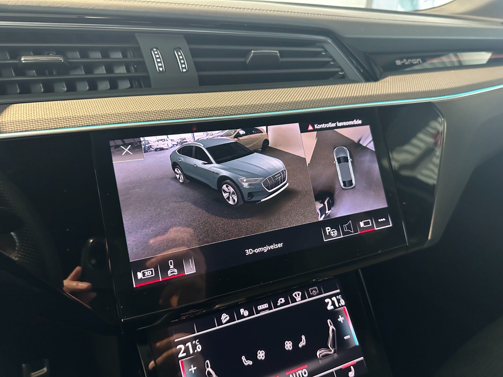 Audi Q8 e-tron 55 S-line Sportback quattro 5d - 22
