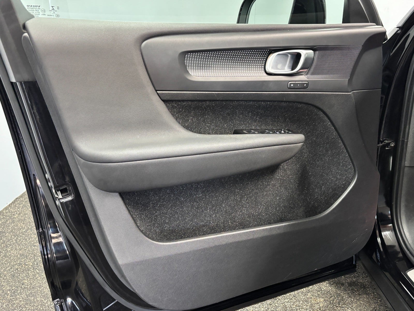 Billede af Volvo XC40 1,5 T5 ReCharge R-Design aut.