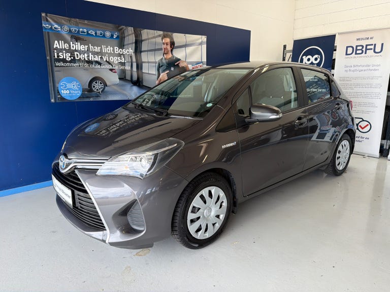 Toyota Yaris Hybrid H2 e-CVT