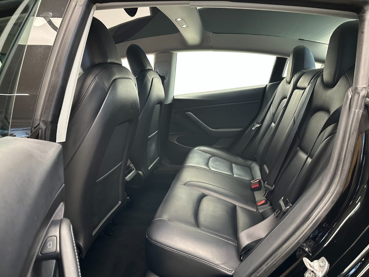 Billede af Tesla Model 3  Standard Range+ RWD