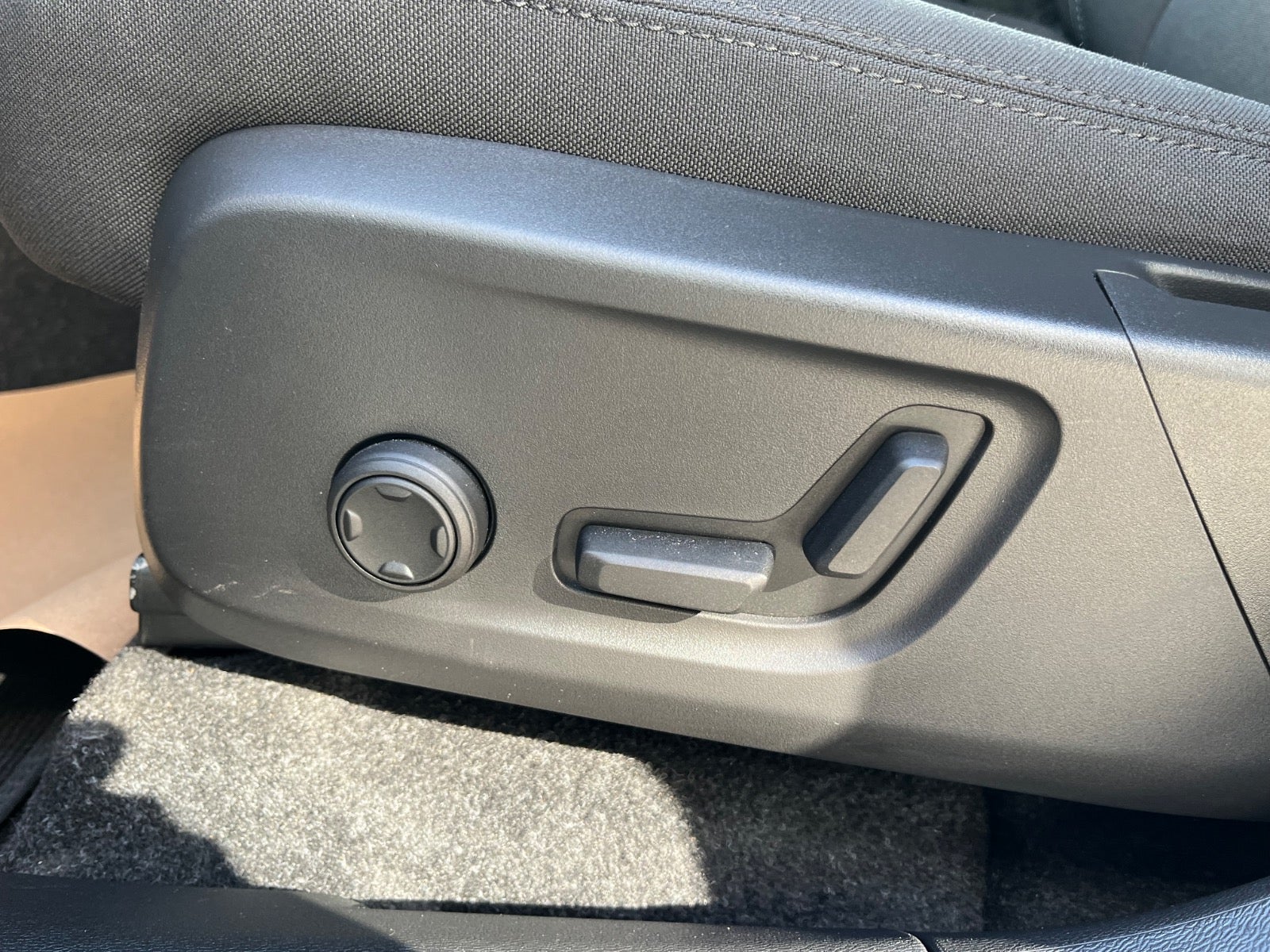 Billede af Volvo EX40  Twin Performance Plus