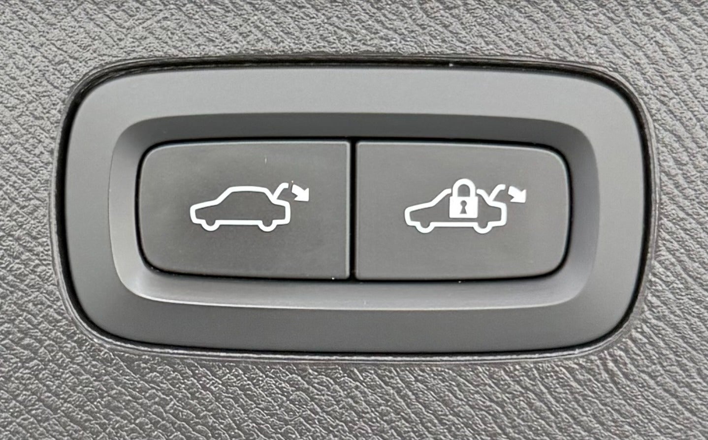 Billede af Volvo XC90 2,0 T8 ReCharge Ultimate Dark aut. AWD 7prs