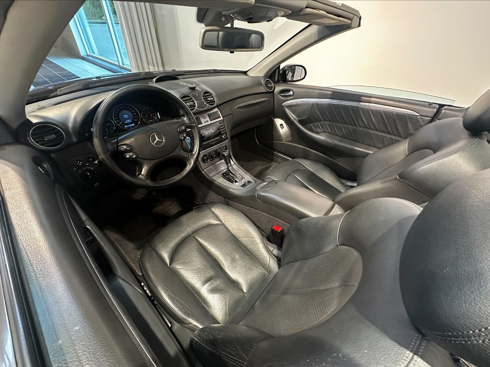2005 Mercedes CLK200