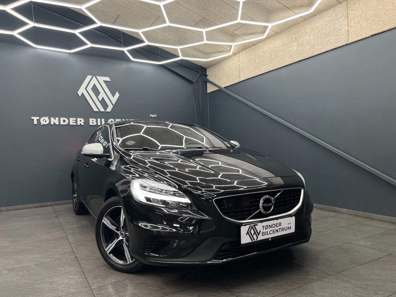 Volvo V40 2017