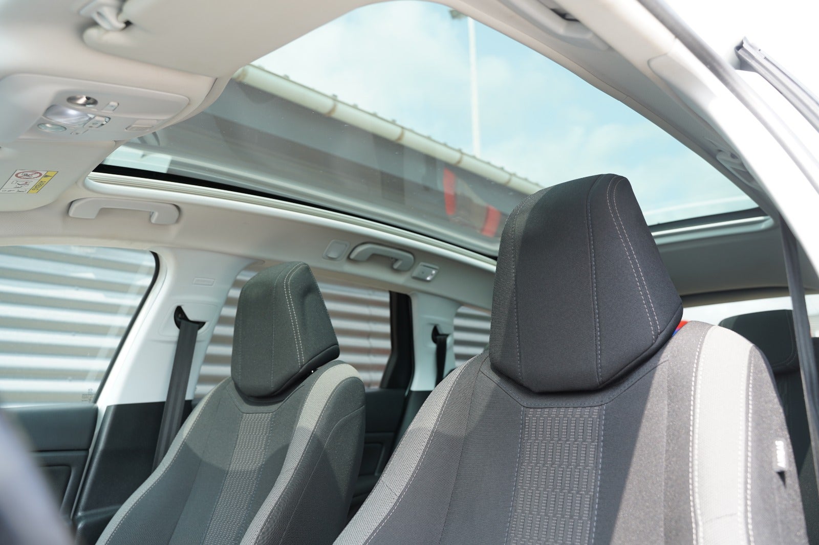 Billede af Peugeot 308 1,6 BlueHDi 120 Style Sky SW