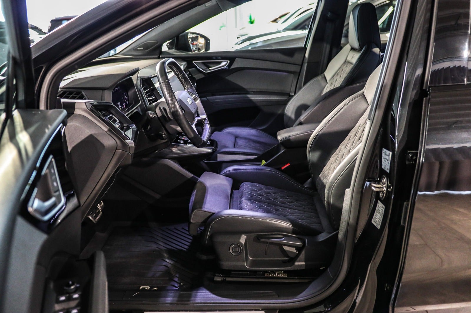 Billede af Audi Q4 e-tron 45 S-line Sportback quattro
