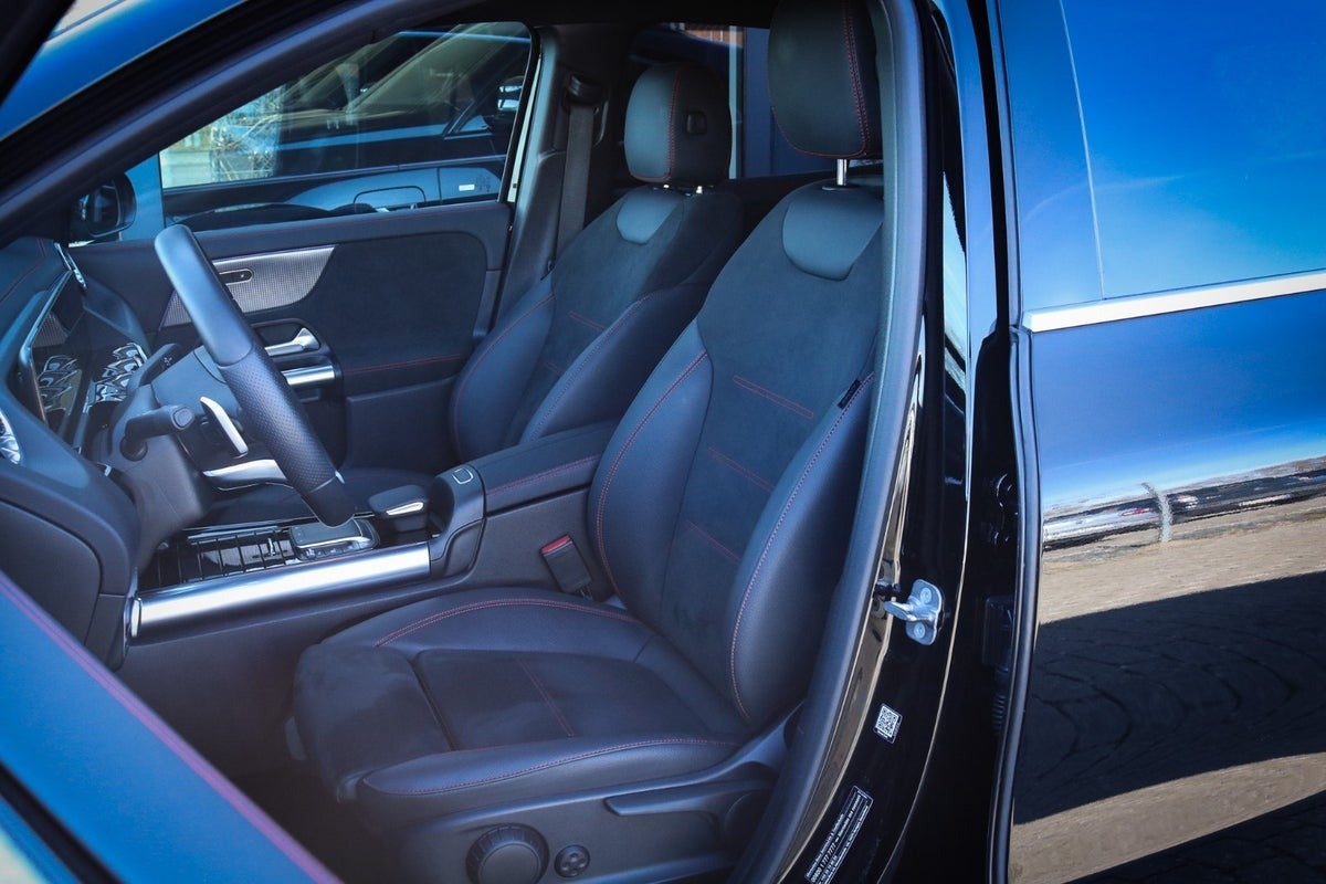 Billede af Mercedes EQA350  AMG Line 4Matic