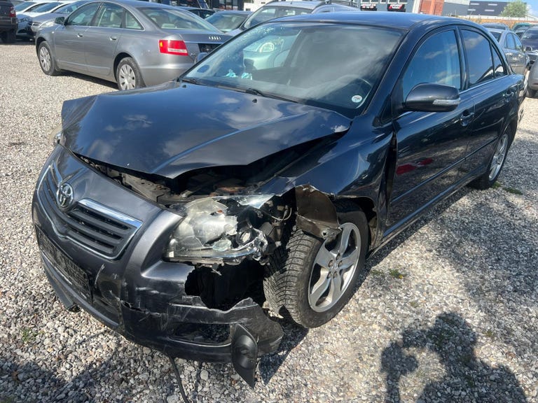 Toyota Avensis VVT-i Elegance