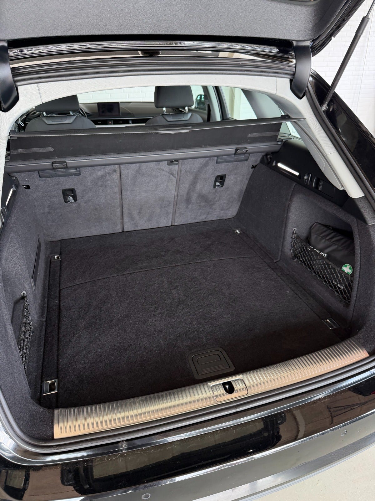 Billede af Audi A4 2,0 TDi 190 Avant S-tr.