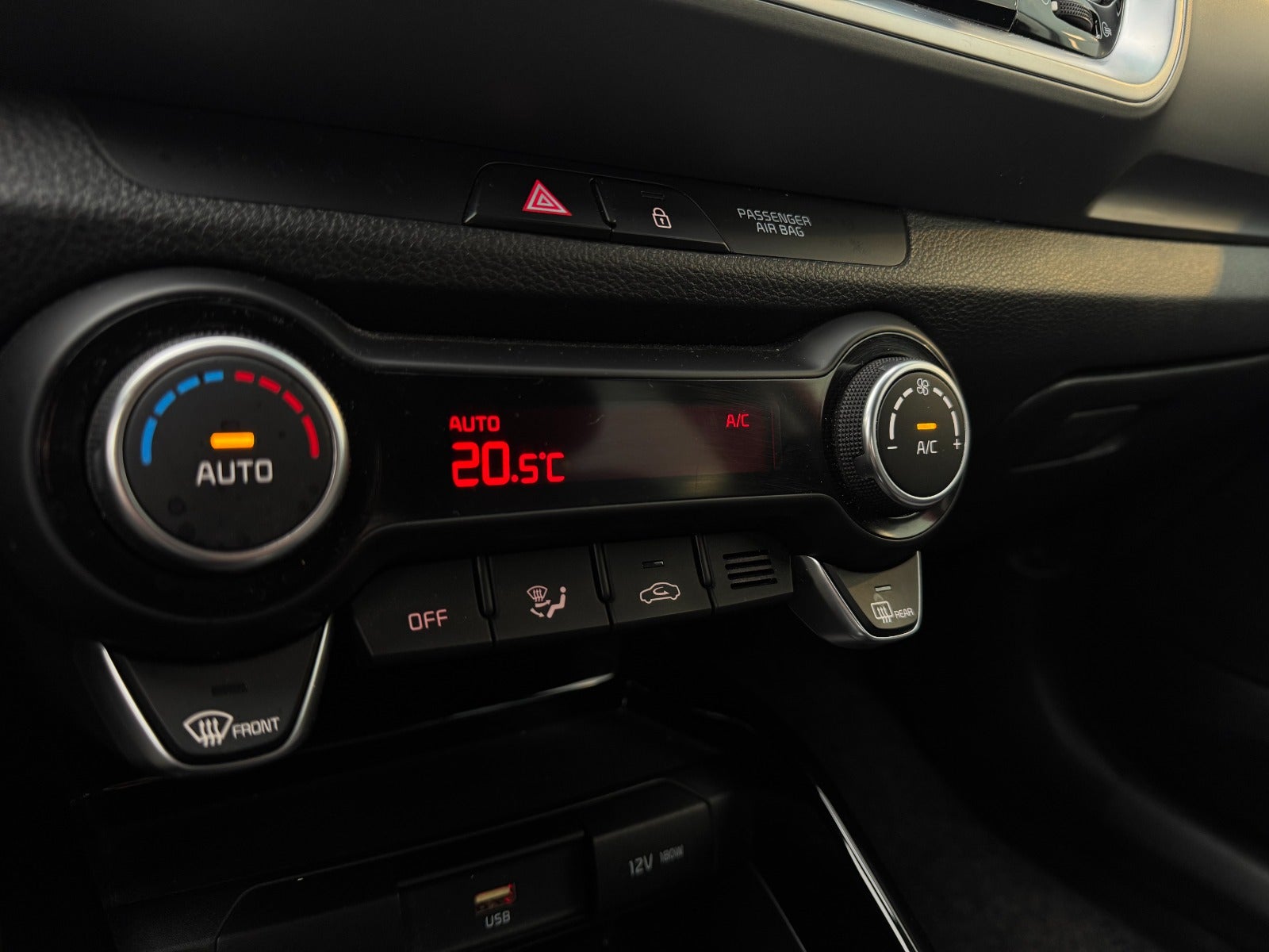 Kia Stonic T-GDi mHEV Prestige Upgrade