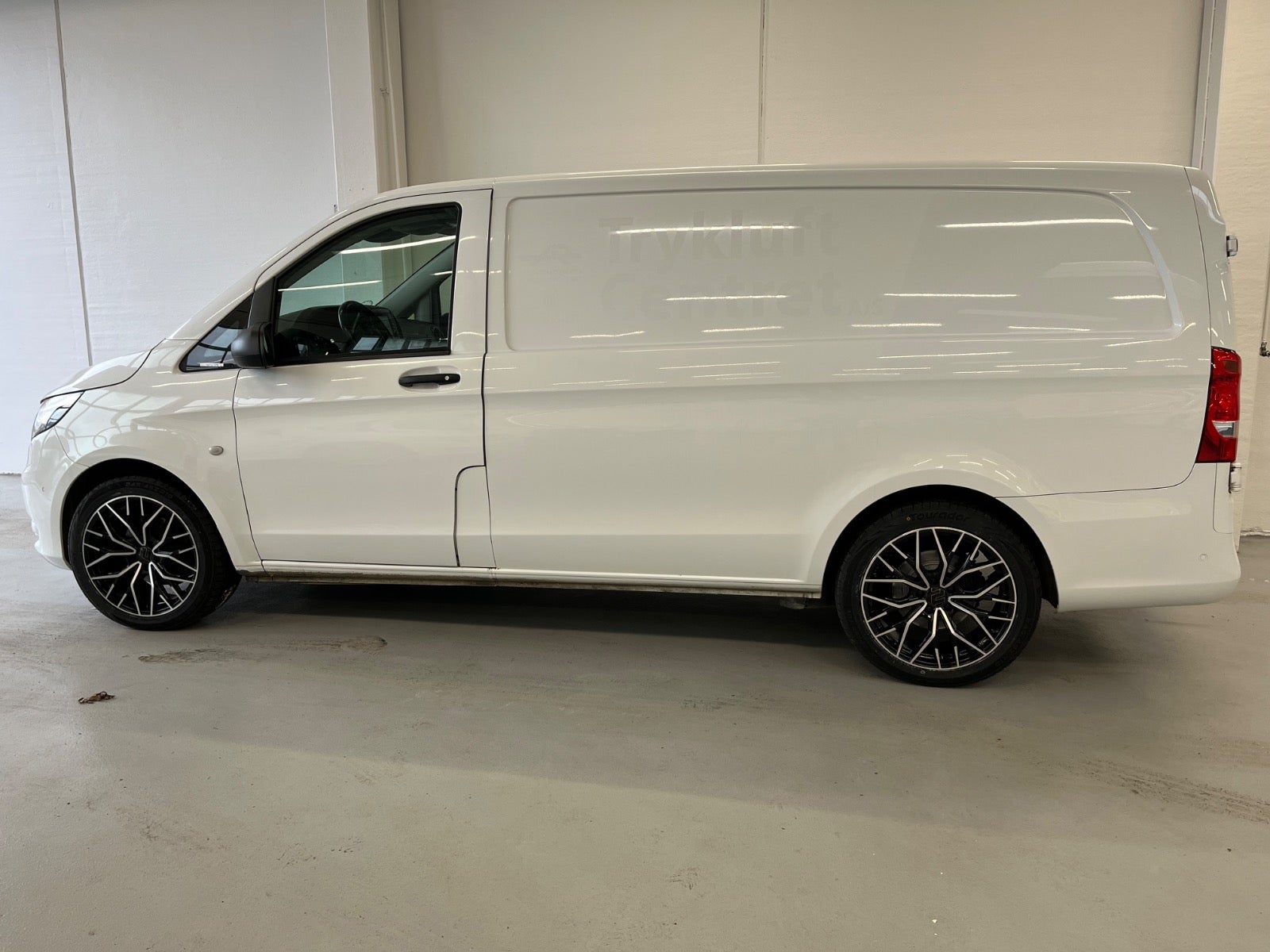 Billede af Mercedes Vito 116 2,0 CDi Kassevogn aut. L RWD