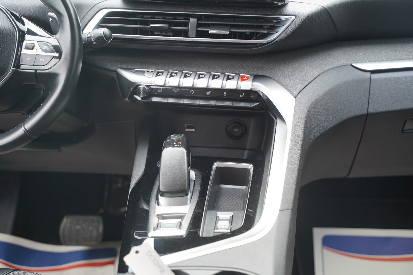 Billede af Peugeot 3008 1,6 Hybrid Allure Pack EAT8