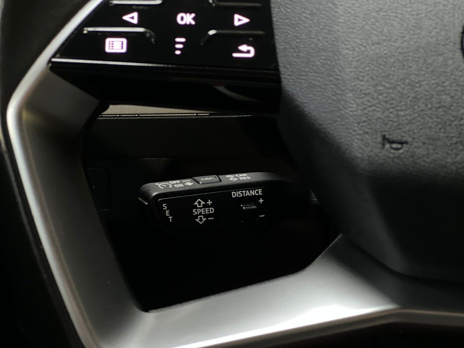 Audi Q4 e-tron Attraction