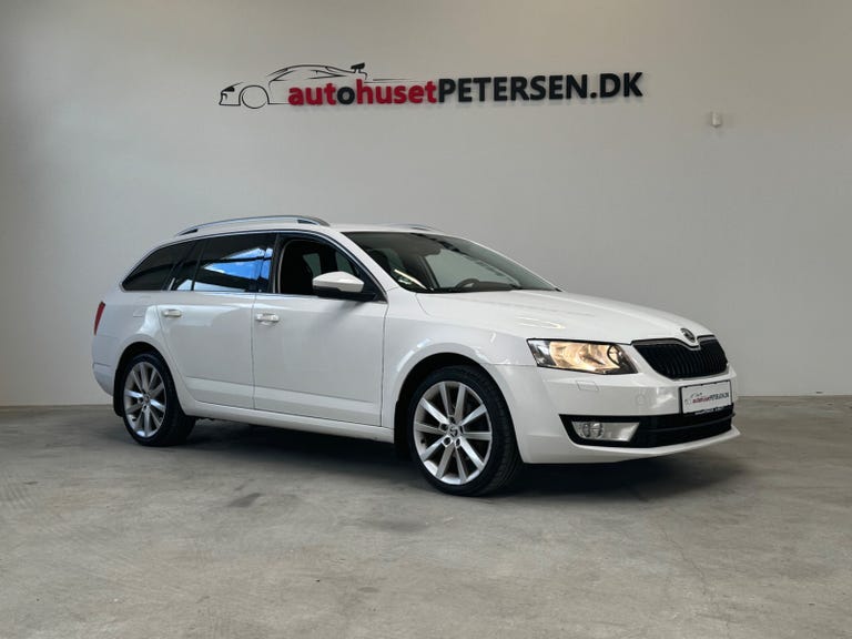 Skoda Octavia TDi 150 Elegance Combi DSG