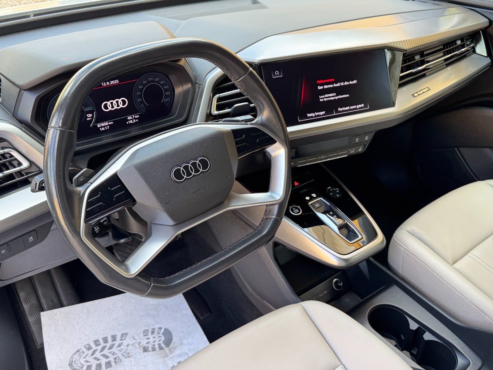 Billede af Audi Q4 e-tron 40 Advanced Sportback