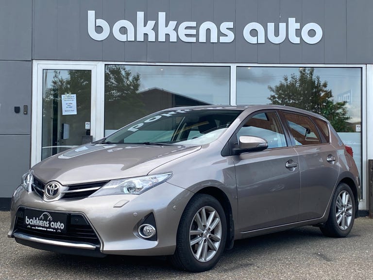 Toyota Auris T2