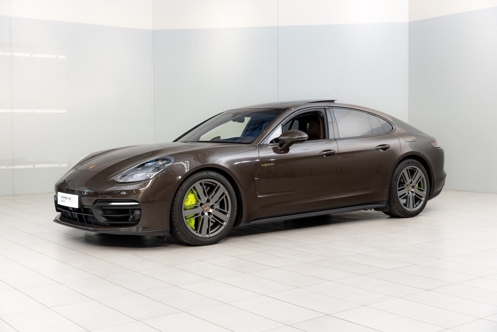 Porsche Panamera 4