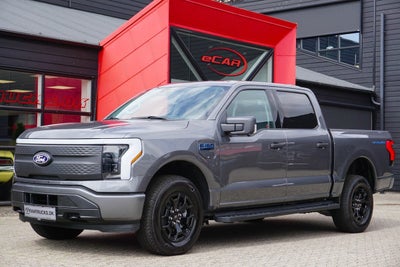 Ford F-150  Lightning XLT Standard Range 4d