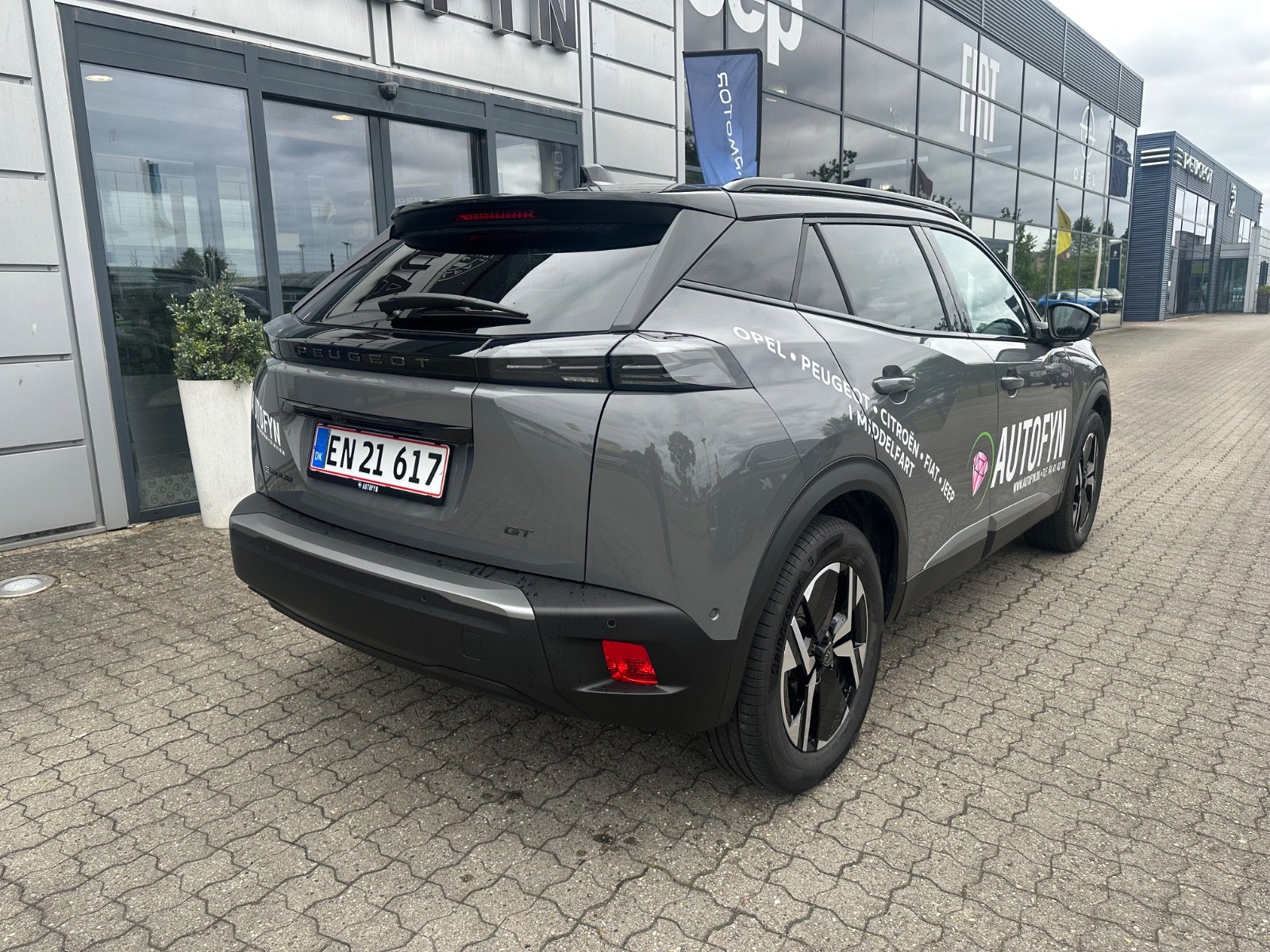 Peugeot e-2008 GT