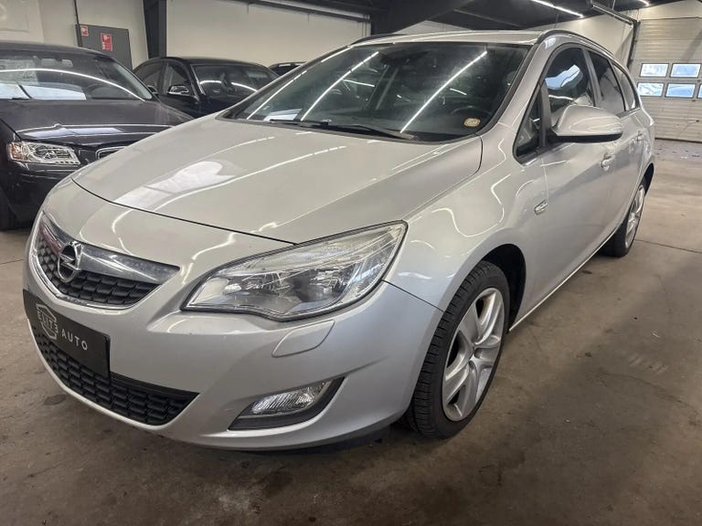 Opel Astra CDTi 110 Enjoy Sports Tourer
