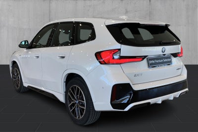 BMW iX1 eDrive20 M-Sport BMW iX1 eDrive20 M-Sport - 2
