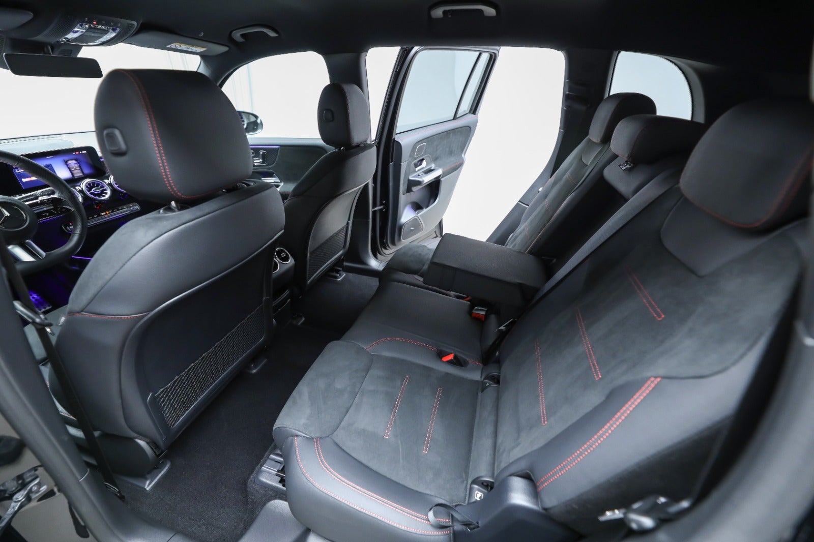Mercedes-Benz EQB 250+ (5/8)