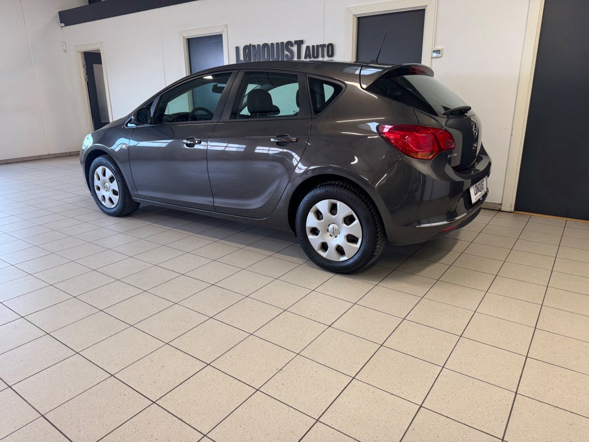 Opel Astra 100 Limited